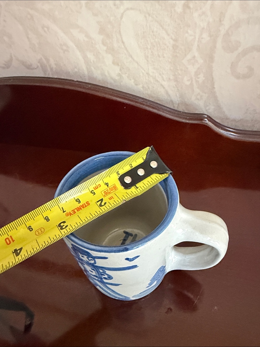 MA Hadley skier mug - Picture 3 of 9